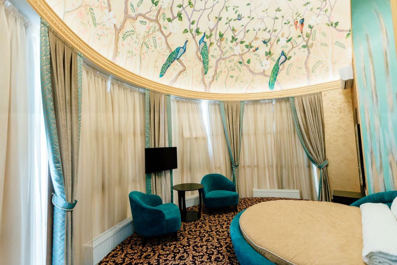 דנייפרופטרובסק Khan-Chinar Hotel מראה חיצוני תמונה