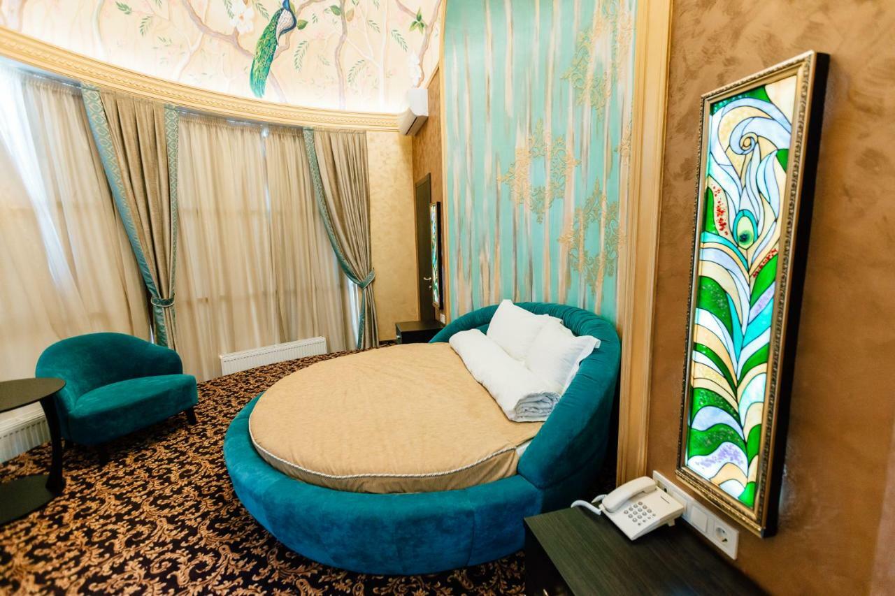 דנייפרופטרובסק Khan-Chinar Hotel מראה חיצוני תמונה